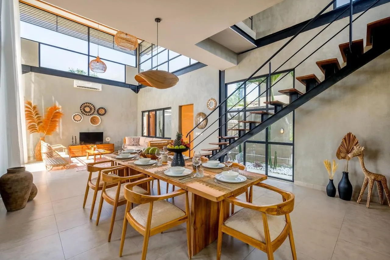 Villa Kamal Umalas 캐로보칸